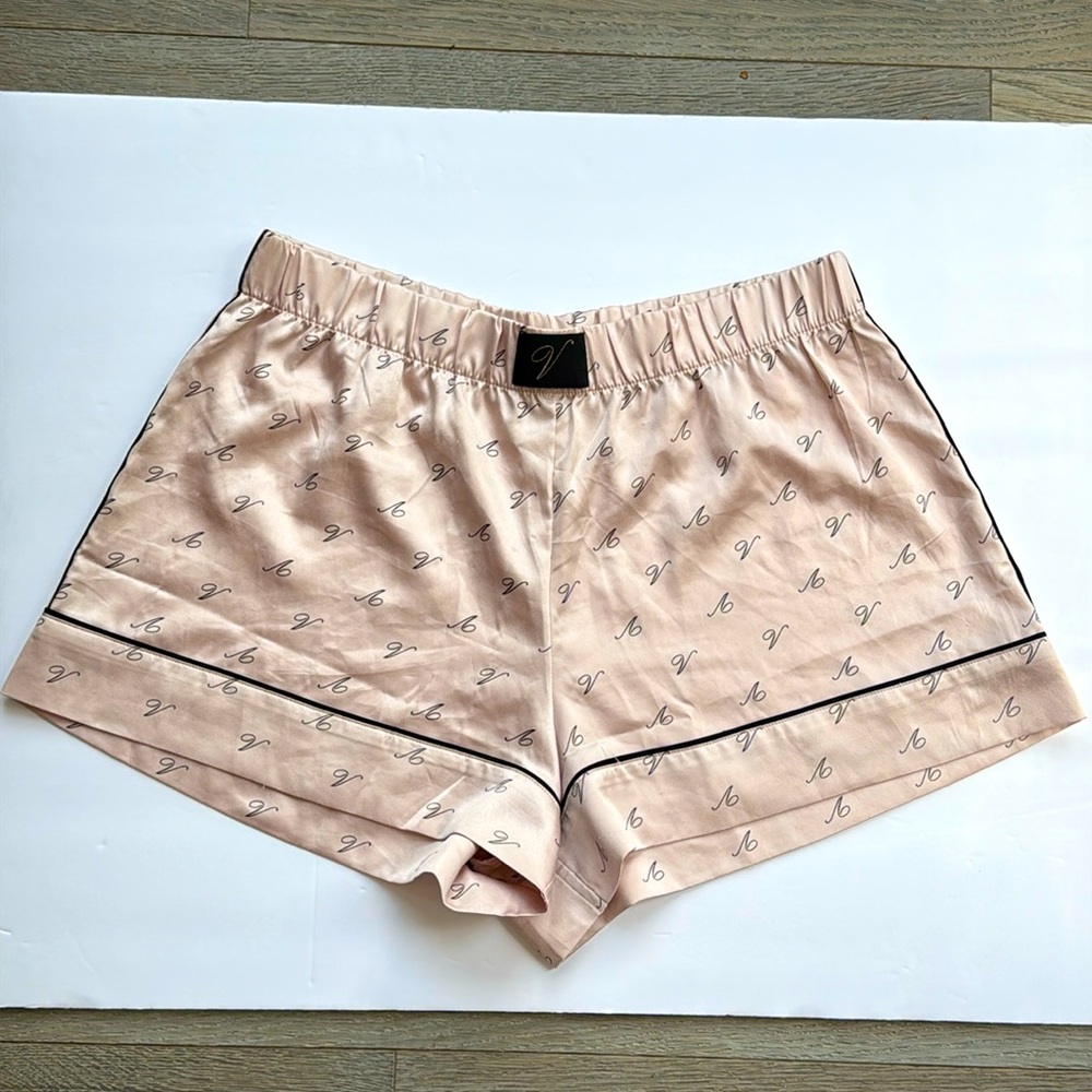 VS Blush Satin Lounge Sleep Patch Logo Boxer Short V Print Blush Black Piping-S - Picture 2 of 10